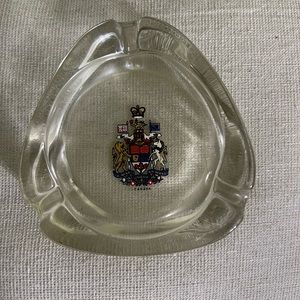 Vintage Canada‎ Souvenir Glass Ashtray